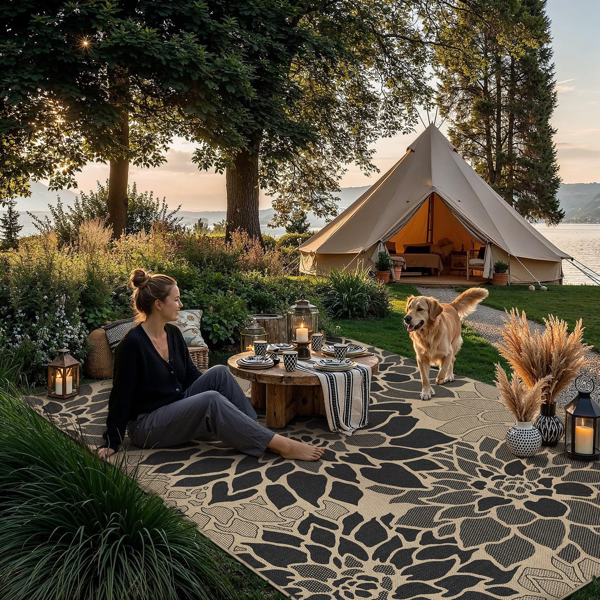 PureCozy deck rug with indoor-outdoor textured border for versatile use