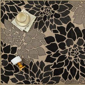 PureCozy outdoor rug dark border detail showing stylish border