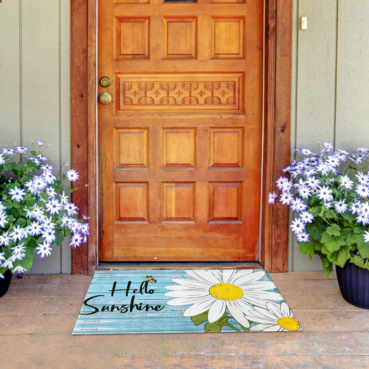 Putware summer decor mat complements decks and patios during sunny days.