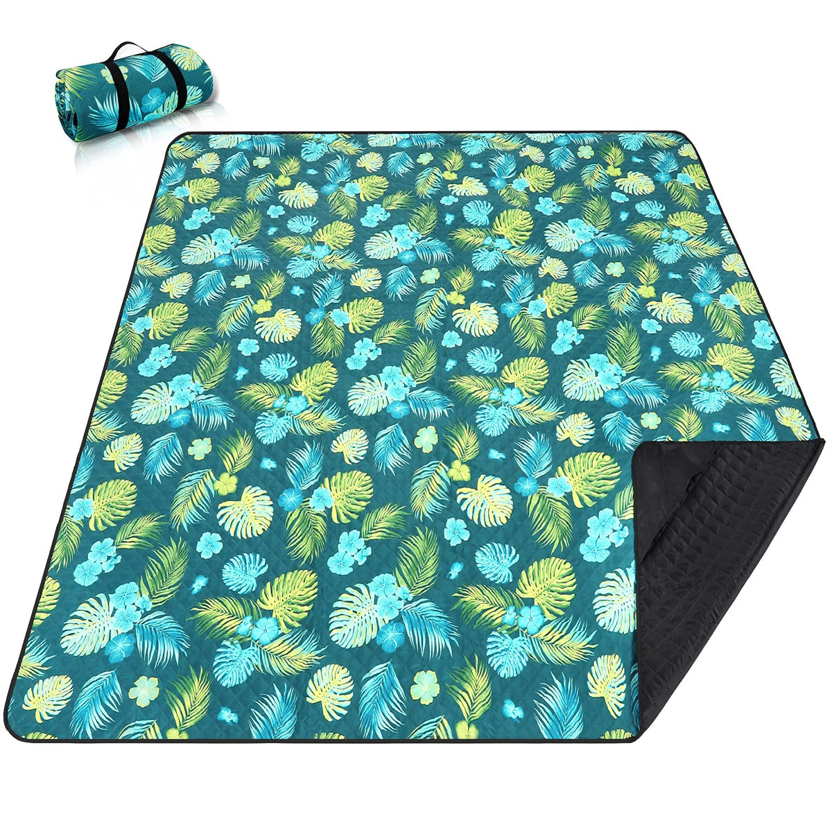 PY SUPER MODE picnic blanket unfolded to 83x79 inches, spacious for family picnics.