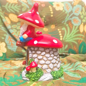 QCF Solar Mushroom Gnomes Houses ready for outdoor gifting and whimsy.