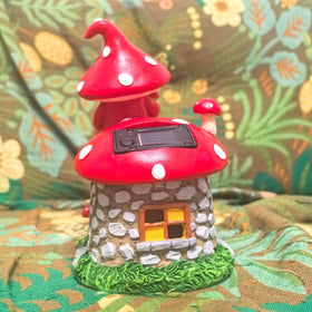 QCF Solar Mushroom Gnomes Houses garden display at twilight ambiance.