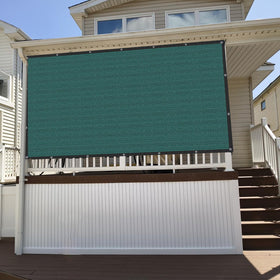 QHAIYYBF breathable fabric shade reduces glare and withstands outdoor use