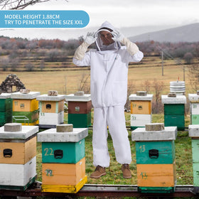 QHZHANG Sting-Proof Bee Jacket with detachable veil offers a clear field of view