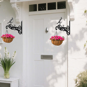 Qiaomeiysp lantern hanger keeps lighting accents neatly suspended outdoors