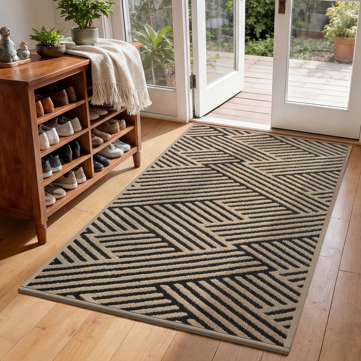 QiCaiJia door mat with textured finish enhances curb appeal and traps dirt.