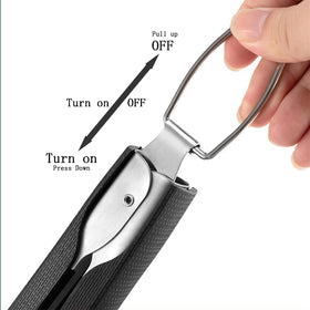 Qinshaine tongs grip-closeup shows a strong, secure grip for turning meat.