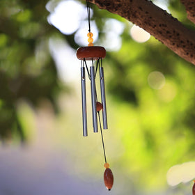 QIPAN wind catcher included for balanced breeze and sound.