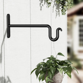 Qiuzido multifunctional hanger ideal for bird feeders and lanterns.
