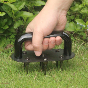 Qsxou easy one-handed operation saves time while aerating small lawns.