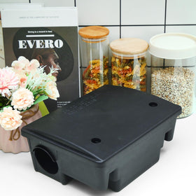 Qualirey durable plastic construction shown emphasizes weather resistance and long-term reuse.