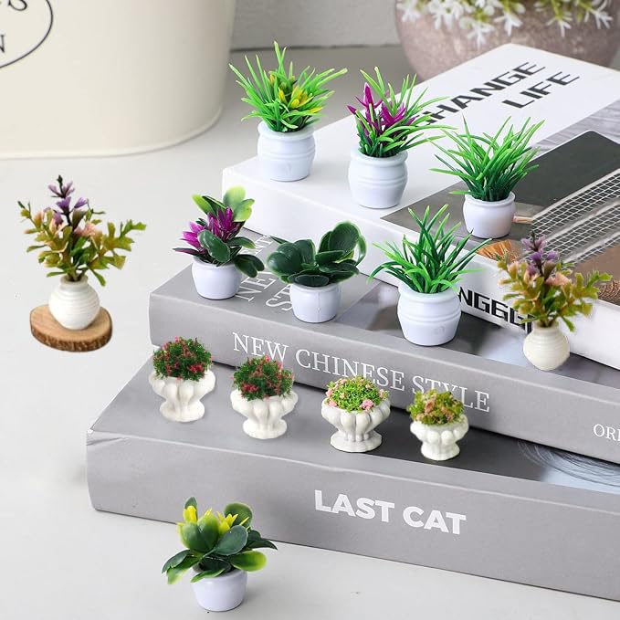QuarenDen resin bonsai decor fits tabletops, desks, and shelves neatly