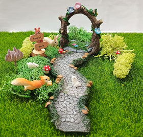 QuarenDen succulents offer vibrant, low-maintenance accents for micro landscapes.