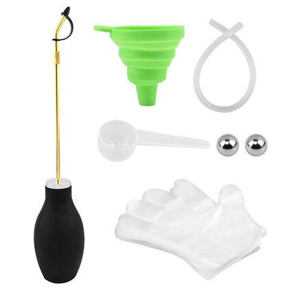 Quivorant diatomaceous earth duster with bulb applicator for precise crevice dusting