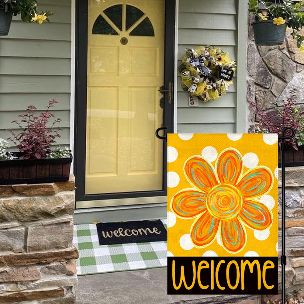 RABUSOFA outdoor yard flag features bright colors for curb appeal