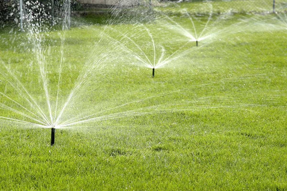 Rain Bird 4 inch pop up promotes quick, debris free retraction.