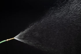 Rain Bird HENZLB5ADJ adjustable spray pattern from mist to jet for various needs.