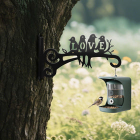 Weather-resistant finish resists rain and sun for year-round display.