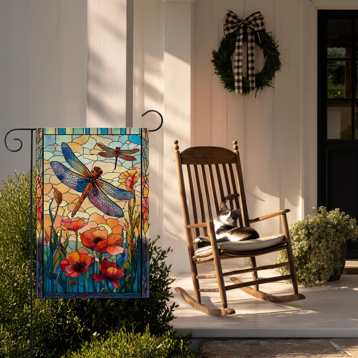RBAFAO Dragonfly flag's stained-glass motif adds charm outdoors.