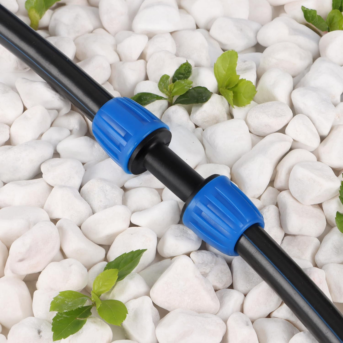 RedChili anti-drop coupler assembly demonstrates secure, mess-free garden watering.