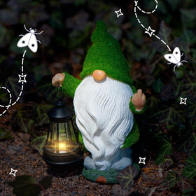 Redwix garden statue makes a playful, gift-worthy accent for any yard.