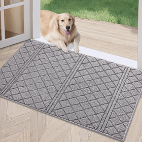 REFETONE indoor doormat 24x36 absorbs dirt and moisture to keep floors clean.