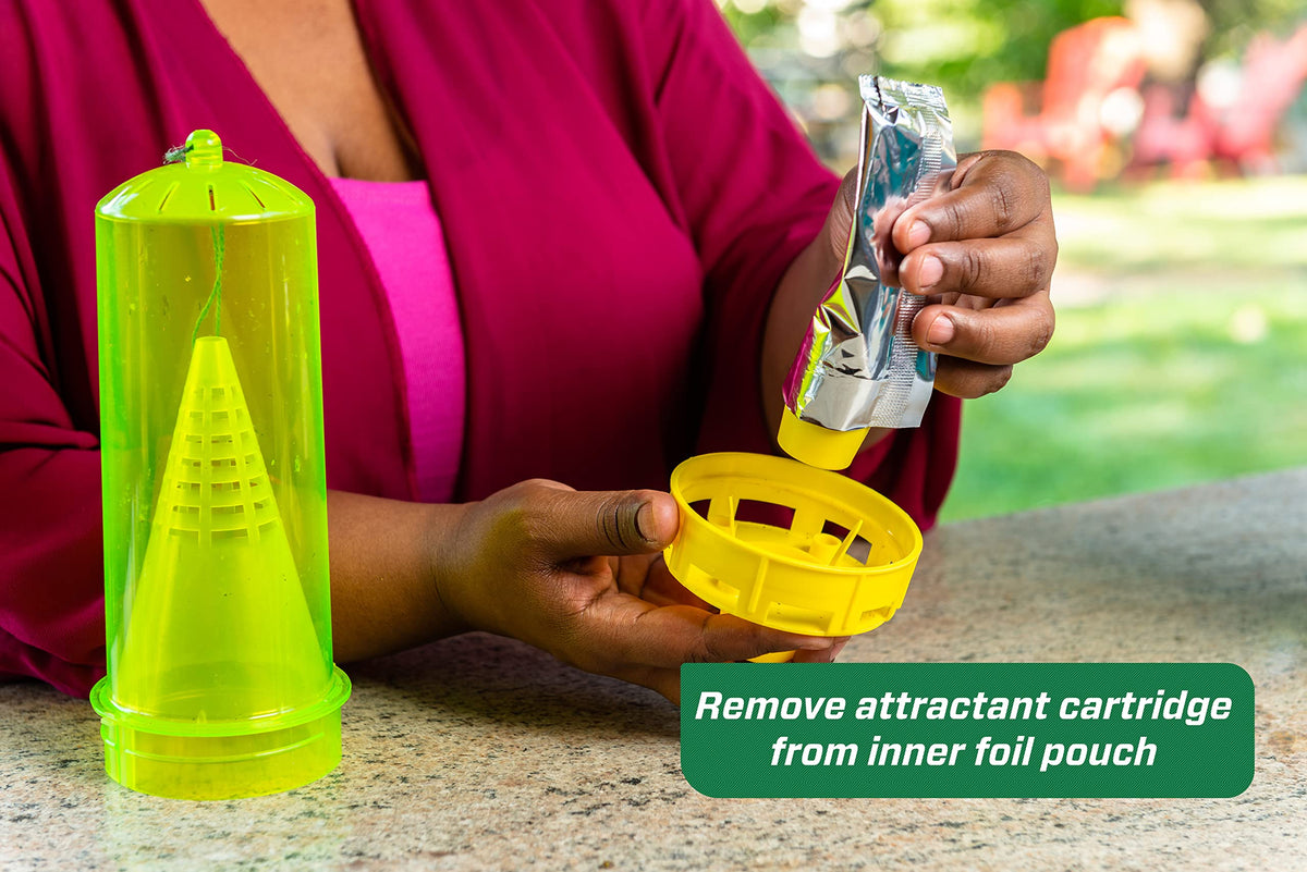Outdoor setup: RESCUE! trap with attractant cartridge ready to install