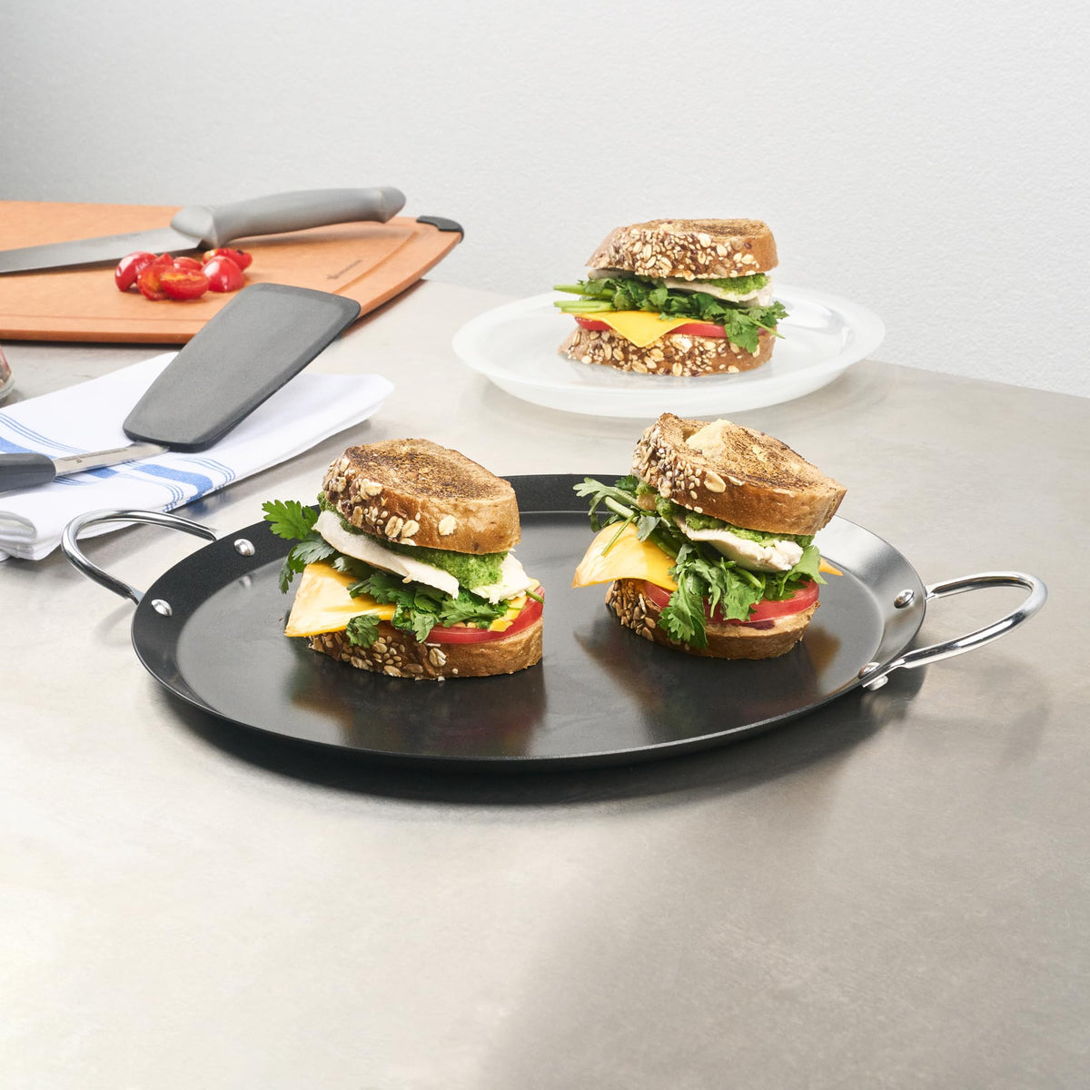 Restaurantware Met Lux durable carbon steel with greaseproof surface withstands high-volume cooking