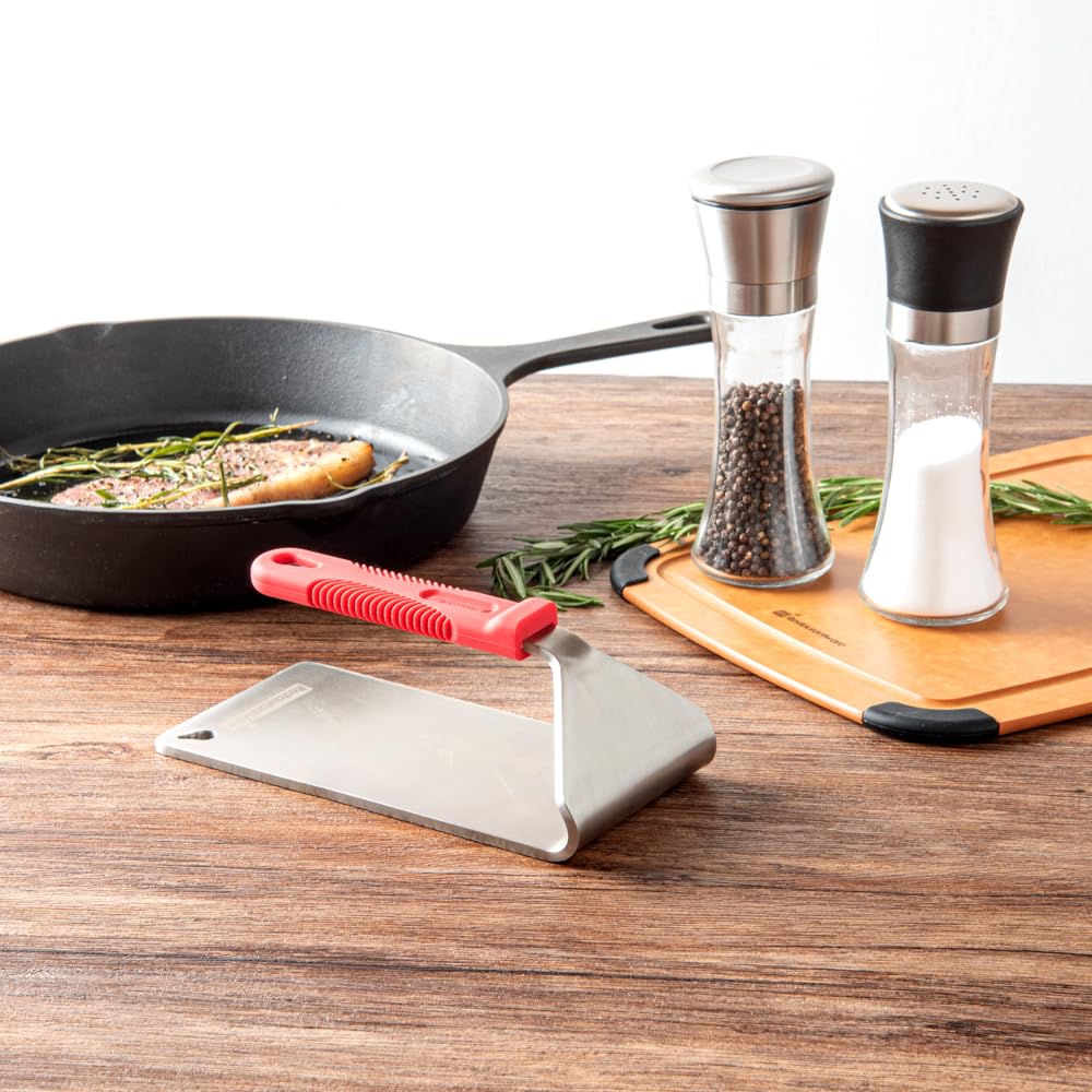 Restaurantware Met Lux steak press hanging hole for simple storage.