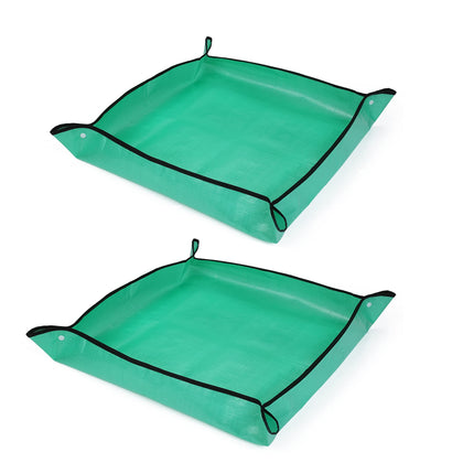 RESTCLOUD repotting mat green setup keeps soil contained during potting tasks