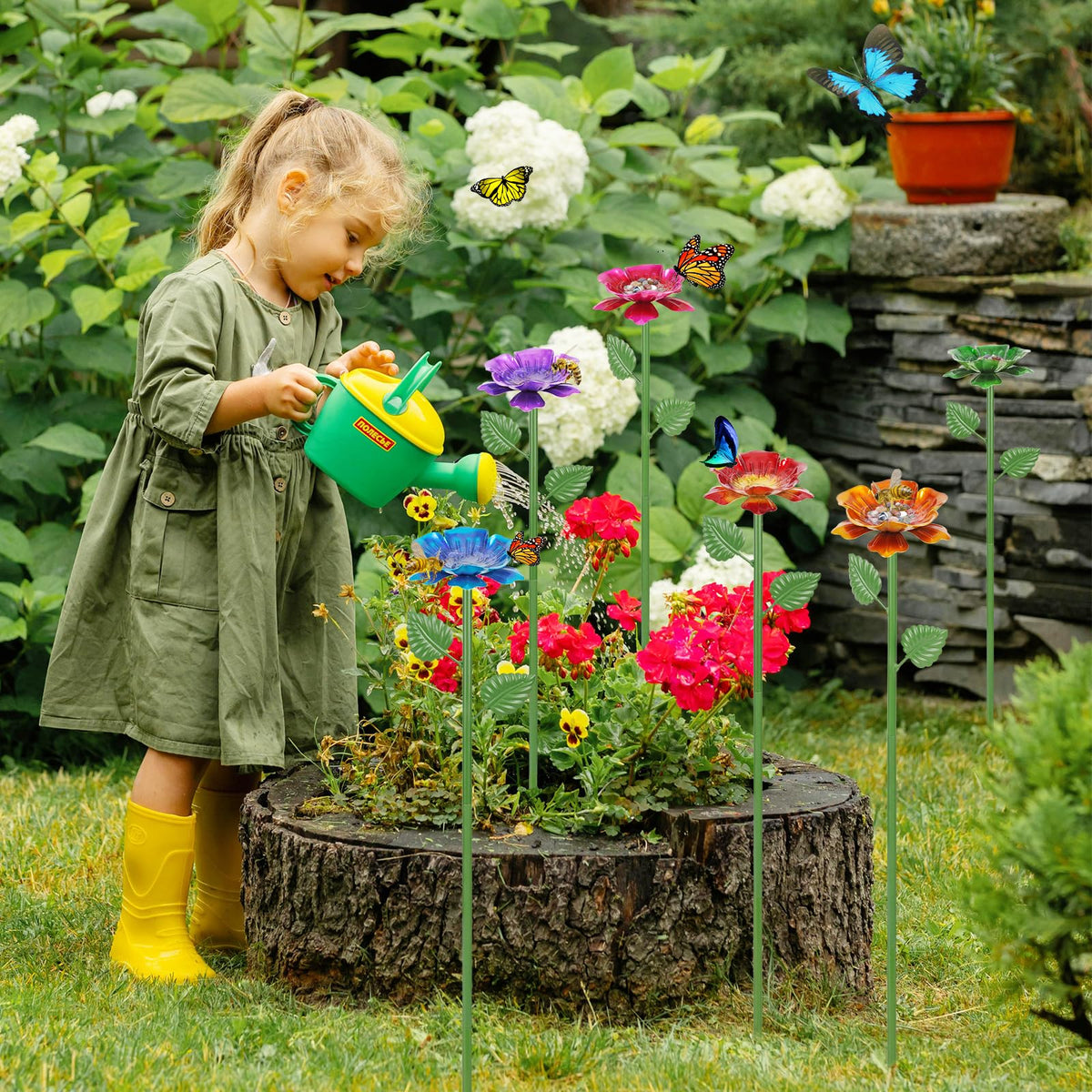 Retyion outdoor bee feeder holds sugar water and supports garden life.