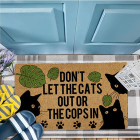 ReyloCG cat door mat welcome easy-clean surface simplifies outdoor maintenance.