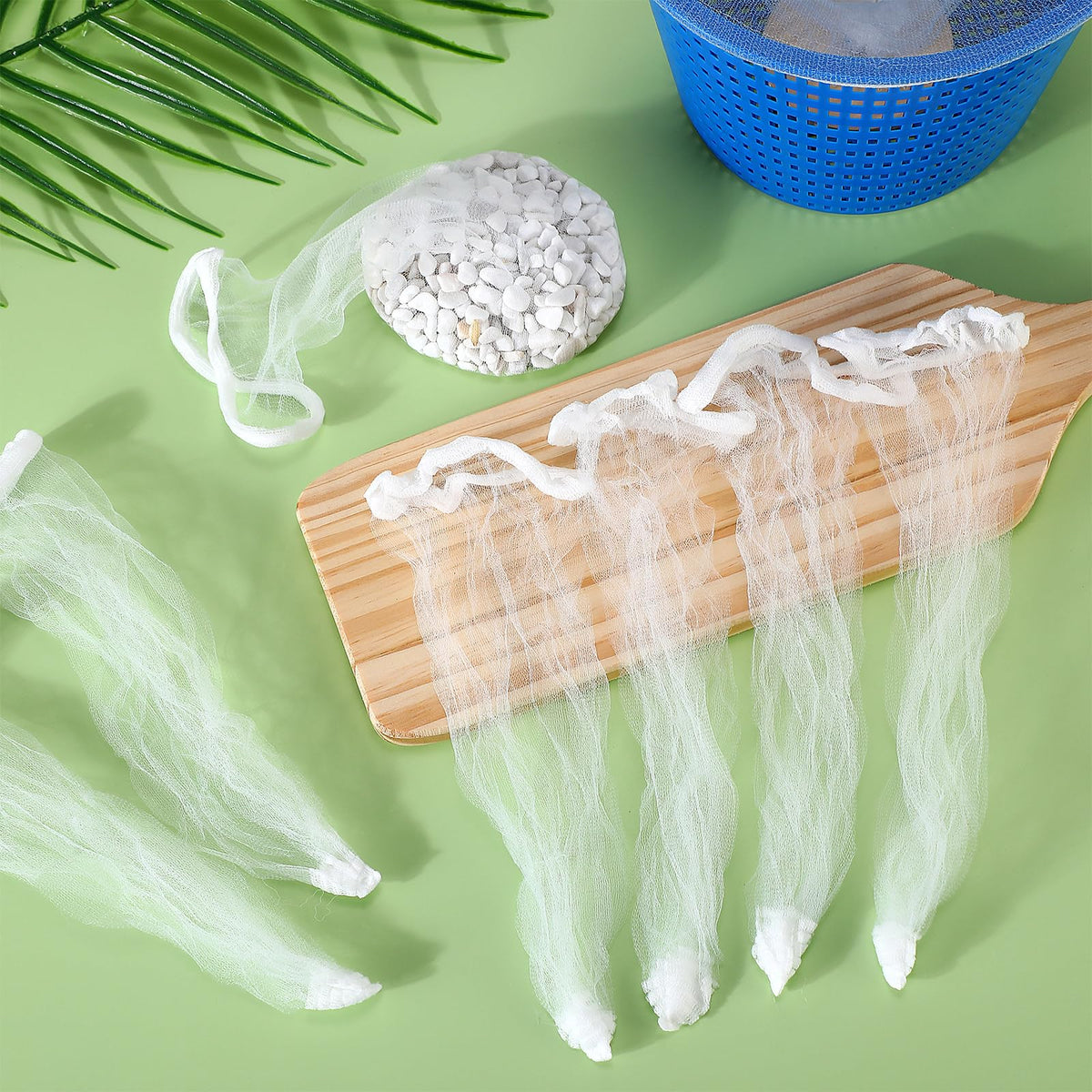 Ribbonlic pool skimmer socks use gauze material for reliable filtration