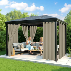 RichSets Textured fabric reduces glare while keeping outdoor space inviting