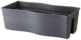 Ridge Rail planter accommodates railing thickness up to 7 cm (2.75 inches).