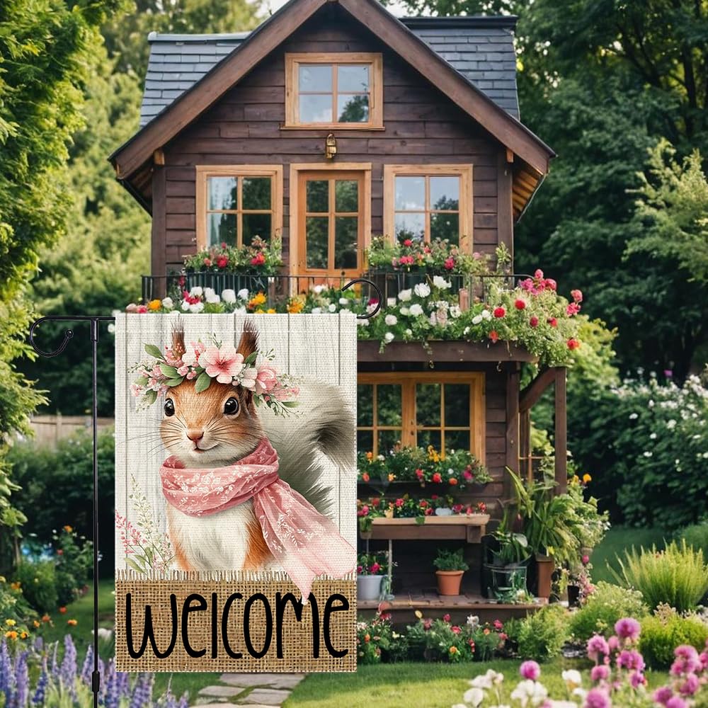 RMXJKIIU Squirrel wreath detail adds spring charm to your garden.
