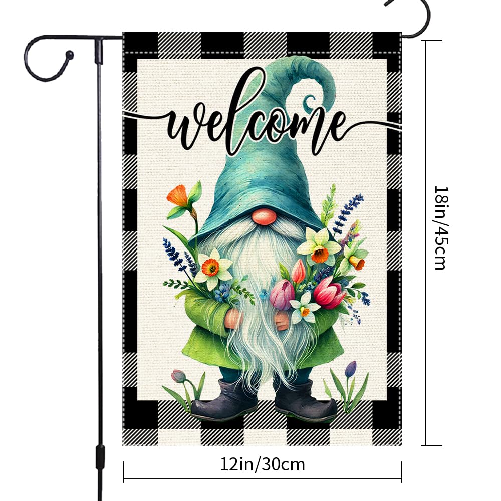 RMXJKIIU welcome flag features a black-and-white border for playful charm