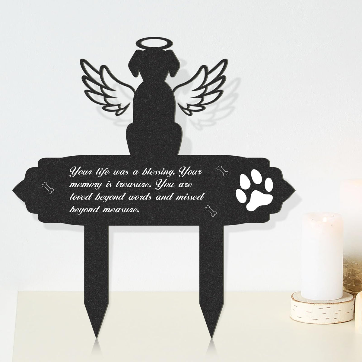 Rngmsi 12x13 inch memorial plaque blends low-key black with delicate patterns.