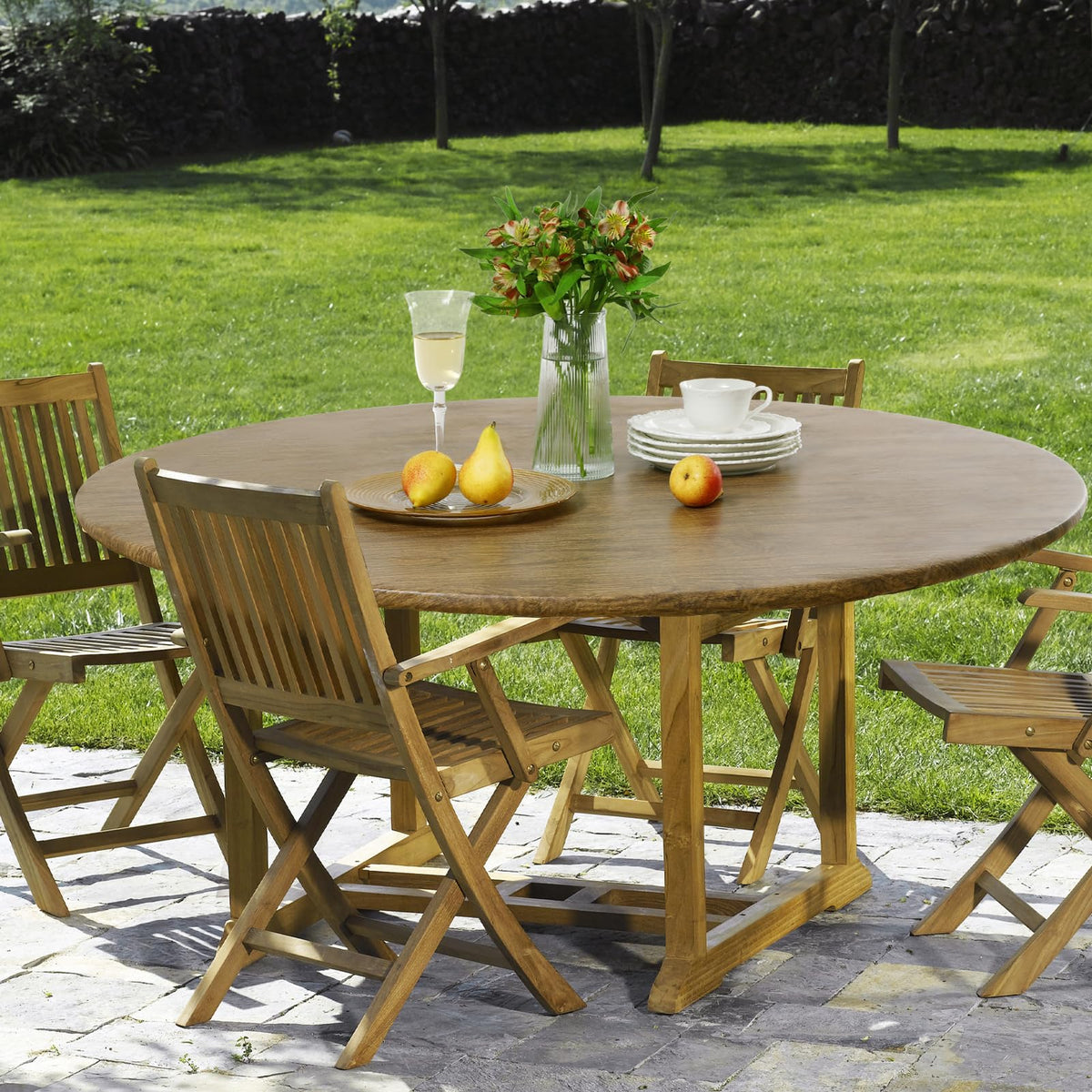 Romanstile wipeable tablecloth cleaned easily with a damp cloth