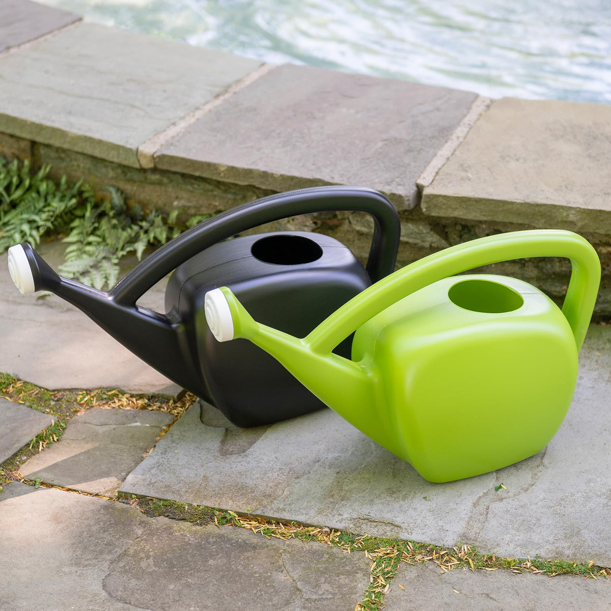 Root & Vessel removable nozzle offers versatile watering modes from gentle shower to direct pour.