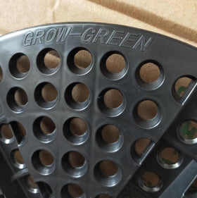 RooTrimmer 3Gallon in-use pot promotes healthy root growth with steady watering
