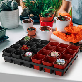 RooTrimmer tray organizes garden pots on shelves or worktable
