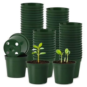 RootTrimmer 2.5-inch nursery pot stack demonstrates space-saving organization.