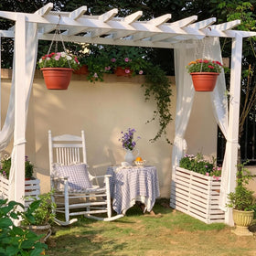 RooTrimmer drainage holes support proper water management for healthy plants.
