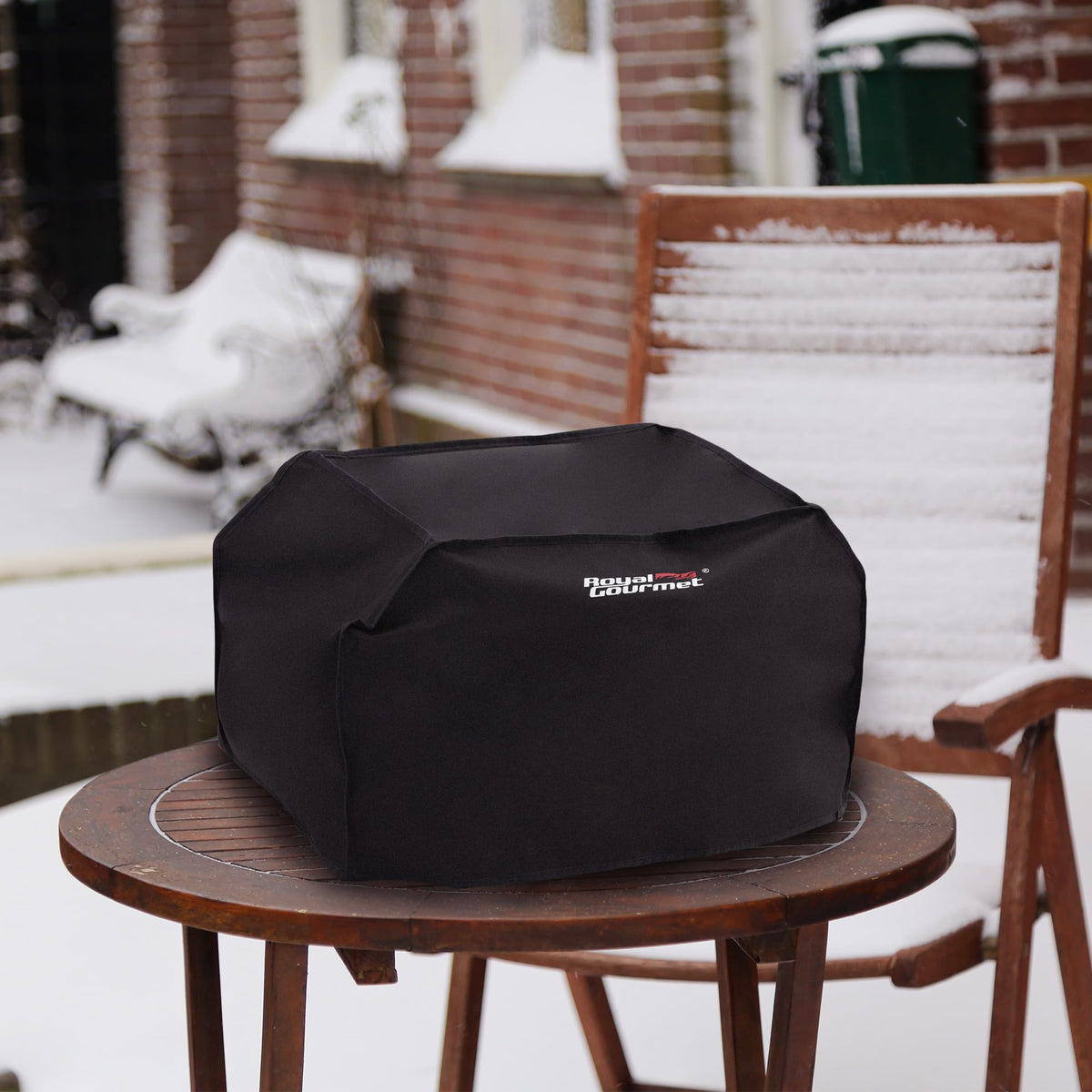 Royal Gourmet CR2005 lightweight cover eases cleaning and storage