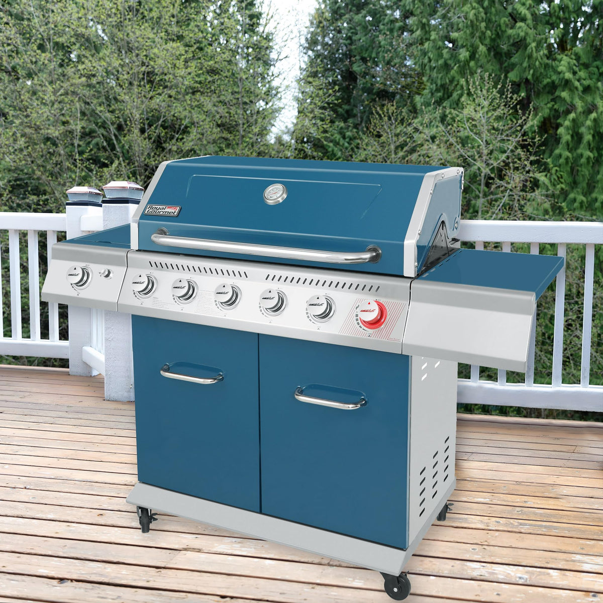 Royal Gourmet GA6402B side burner in use for sauces and sides during grilling
