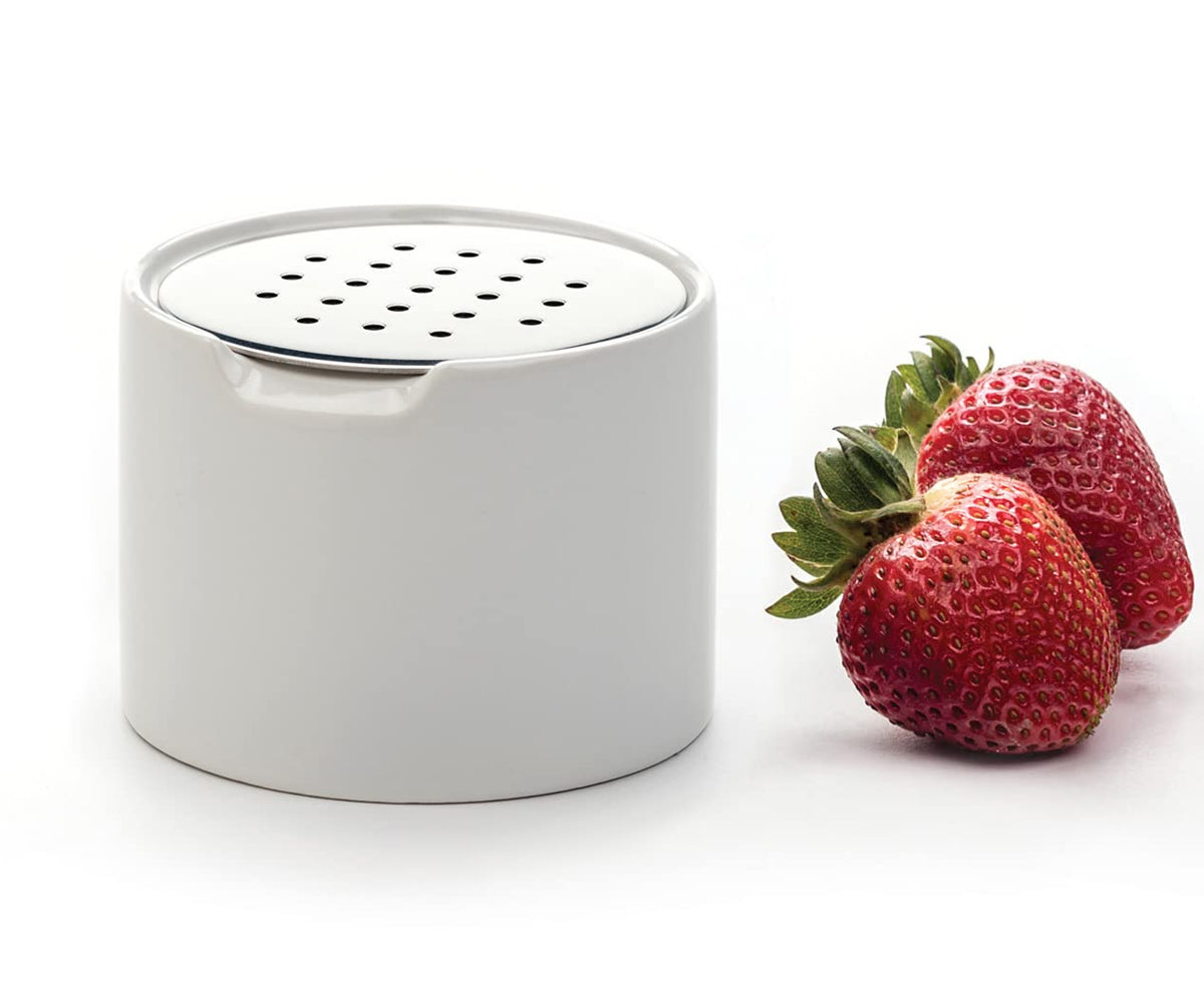 RSVP Endurance stainless steel lid with ceramic container for a durable, clean look.