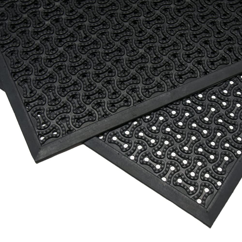Rubber-Cal Dura-Scraper Drainage mat 2x3ft showcases a versatile entrance solution.