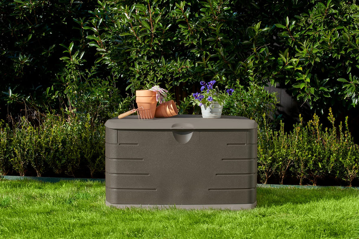 Rubbermaid deck box lockable feature for added security