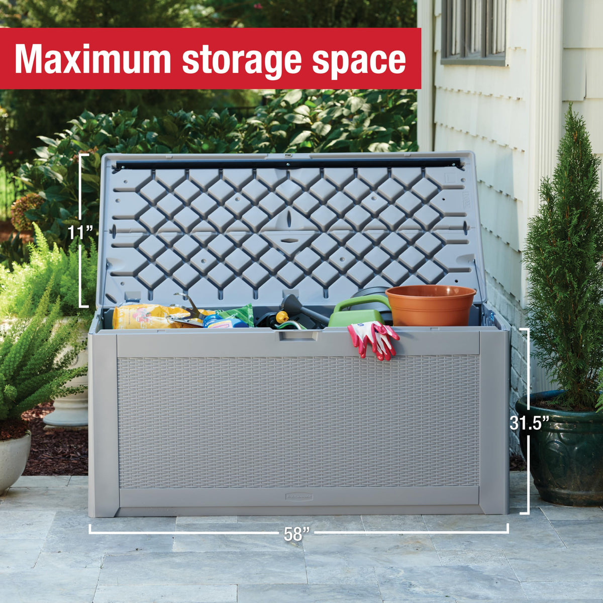 Rubbermaid deck box top used as seating surface in outdoor patio
